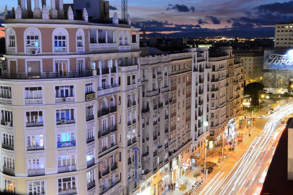 Hospedaje Romero Gran Via Madrid Exterior foto